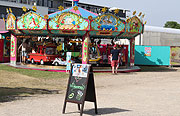 Kinderkarussell bei "Sommer Dahoam" in Vaterstetten (©Foto: Martin Schmitz)